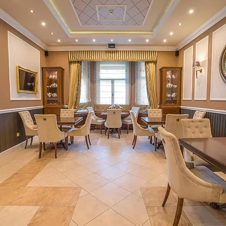 Avilla Thanhoffer 希欧福克