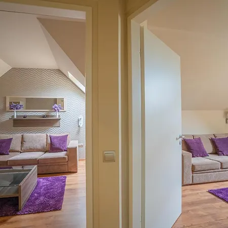 Avilla Thanhoffer Oda ve Kahvaltı *