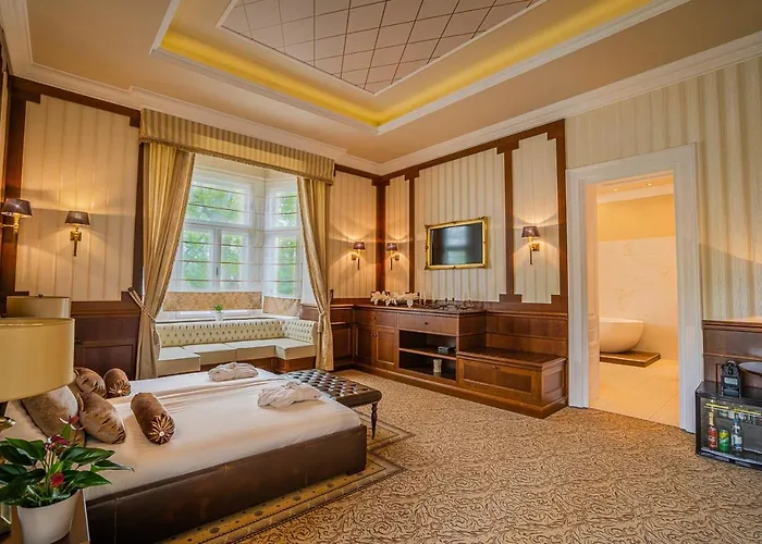 לינה וארוחת בוקר Avilla Thanhoffer