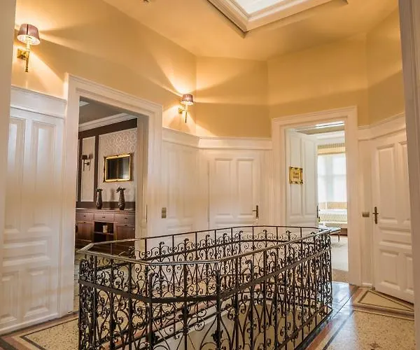 Avilla Thanhoffer לינה וארוחת בוקר