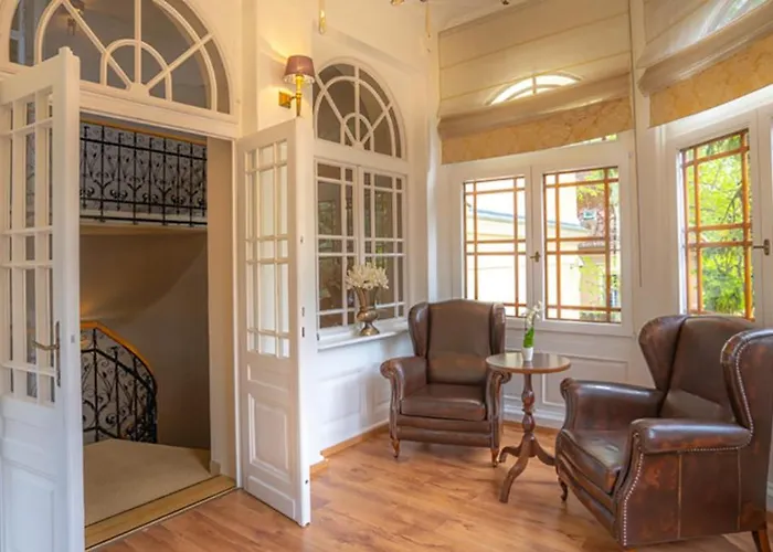 Avilla Thanhoffer לינה וארוחת בוקר שיופוק