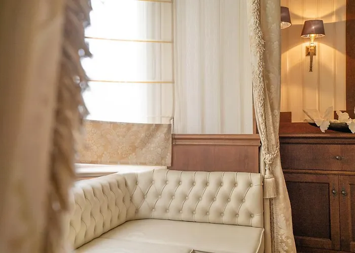 Avilla Thanhoffer * שיופוק