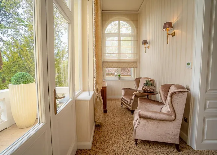 לינה וארוחת בוקר Avilla Thanhoffer *